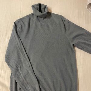 Club Monaco Gray Turtleneck Shirt